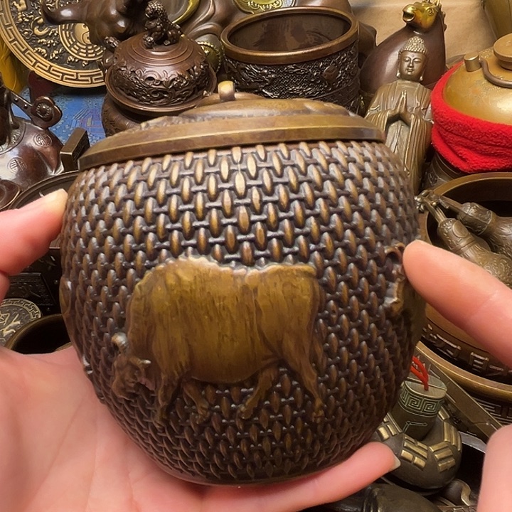 精美铜器批发档口