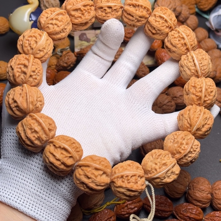 钢***镚文玩核桃手串粗筋八棱