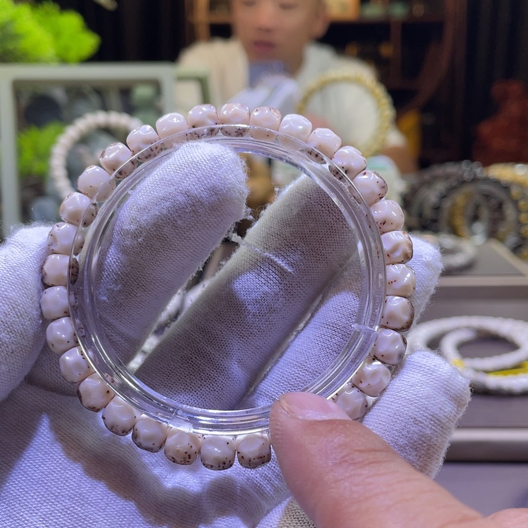 抱***瓜手串星月菩提无相051