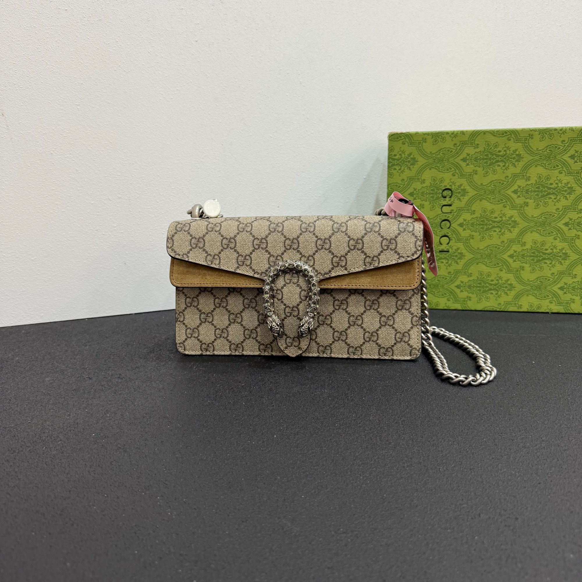 未使用 GUCCI/古驰 壹所奢品/GUCCI 酒神中号 钻扣 驼色 闲置