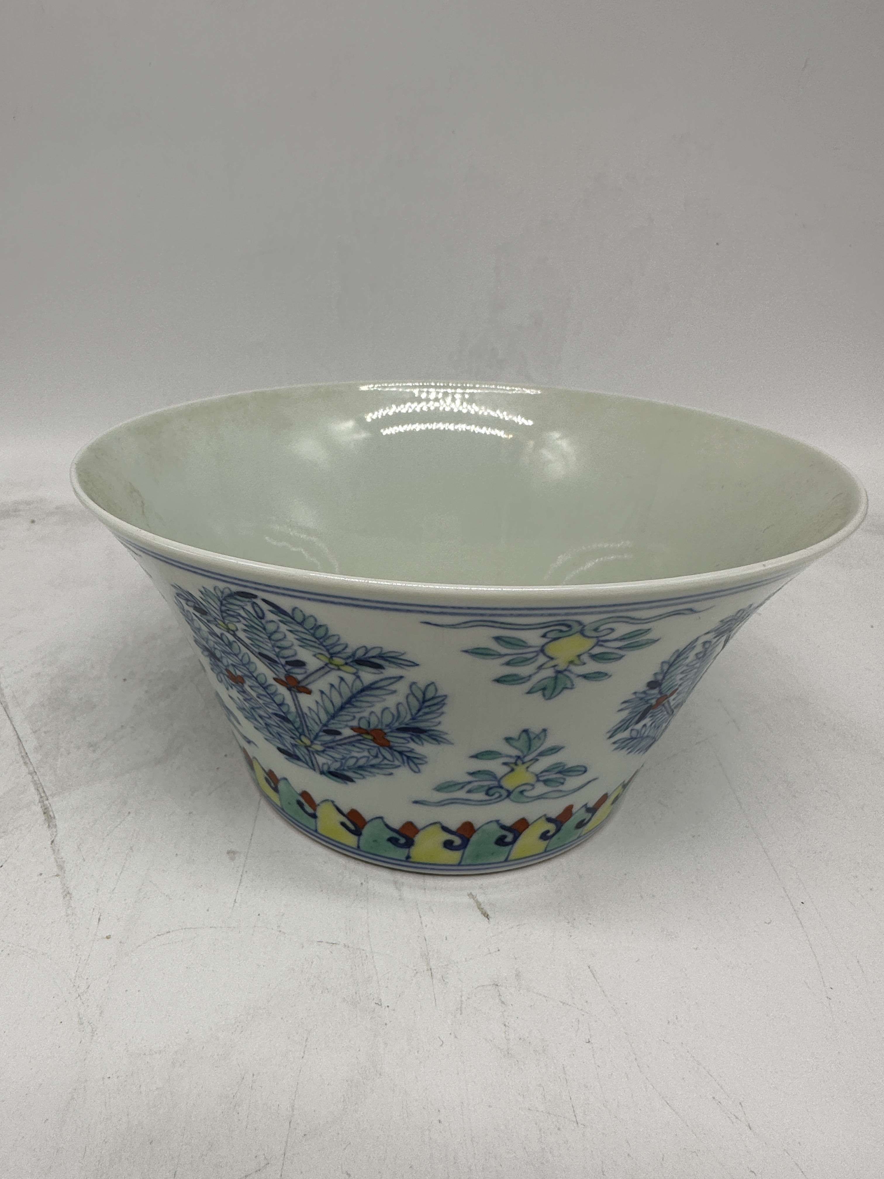 斗彩花卉马蹄碗陶瓷