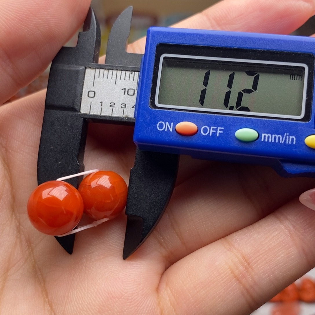 南红玛瑙配饰未镶嵌微瑕矿点