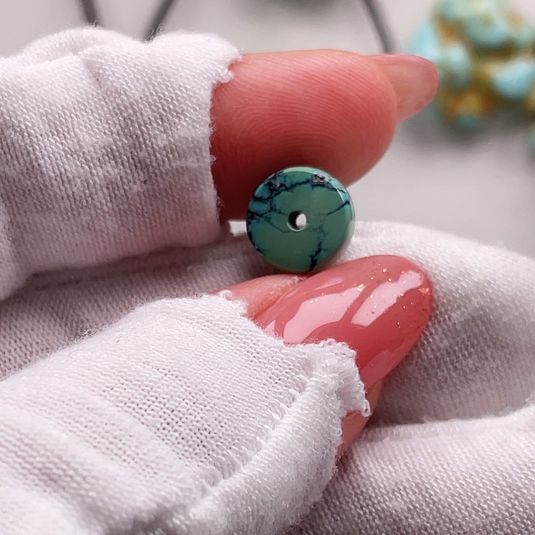 绿松石未镶嵌摆件