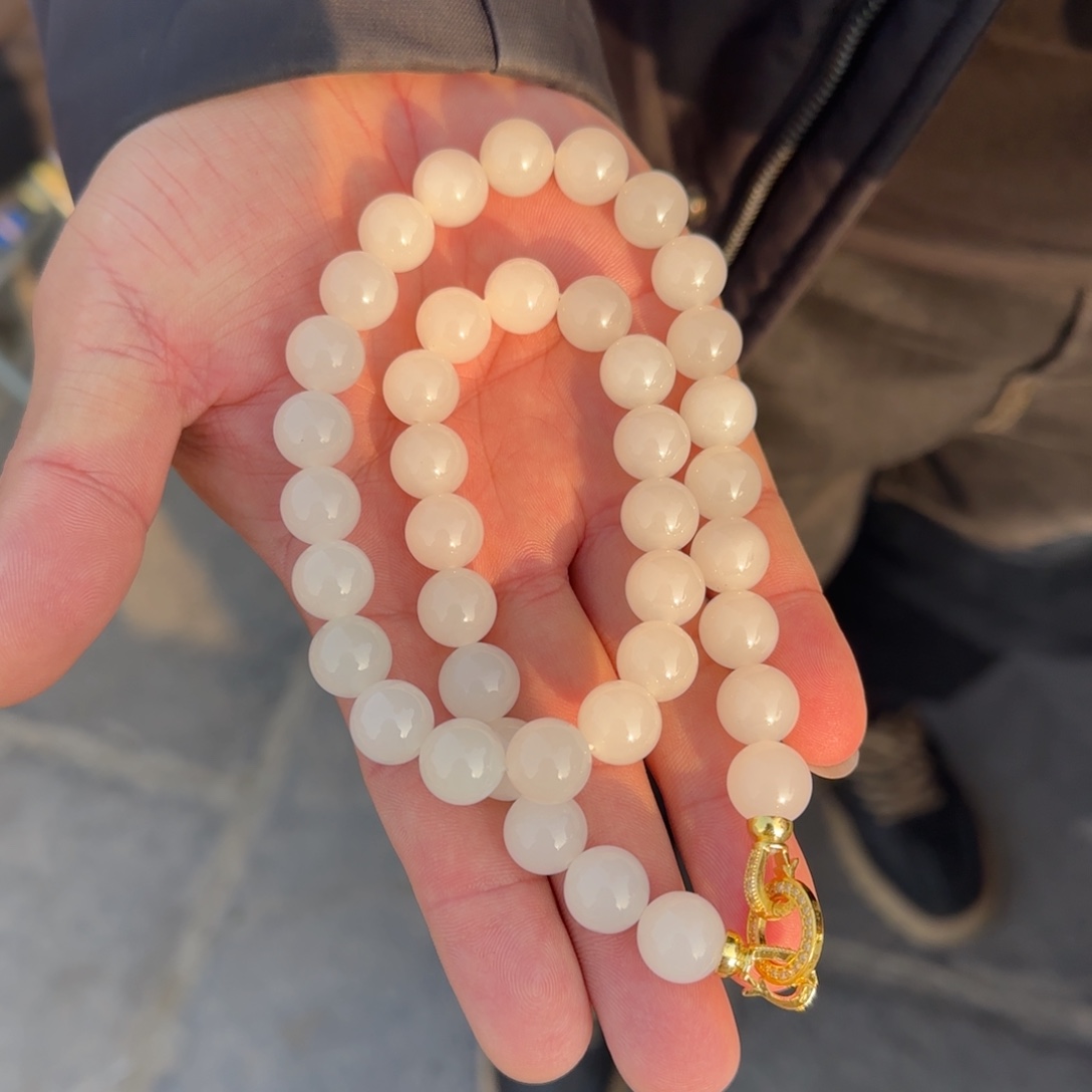 和田玉未镶嵌颈饰卡12