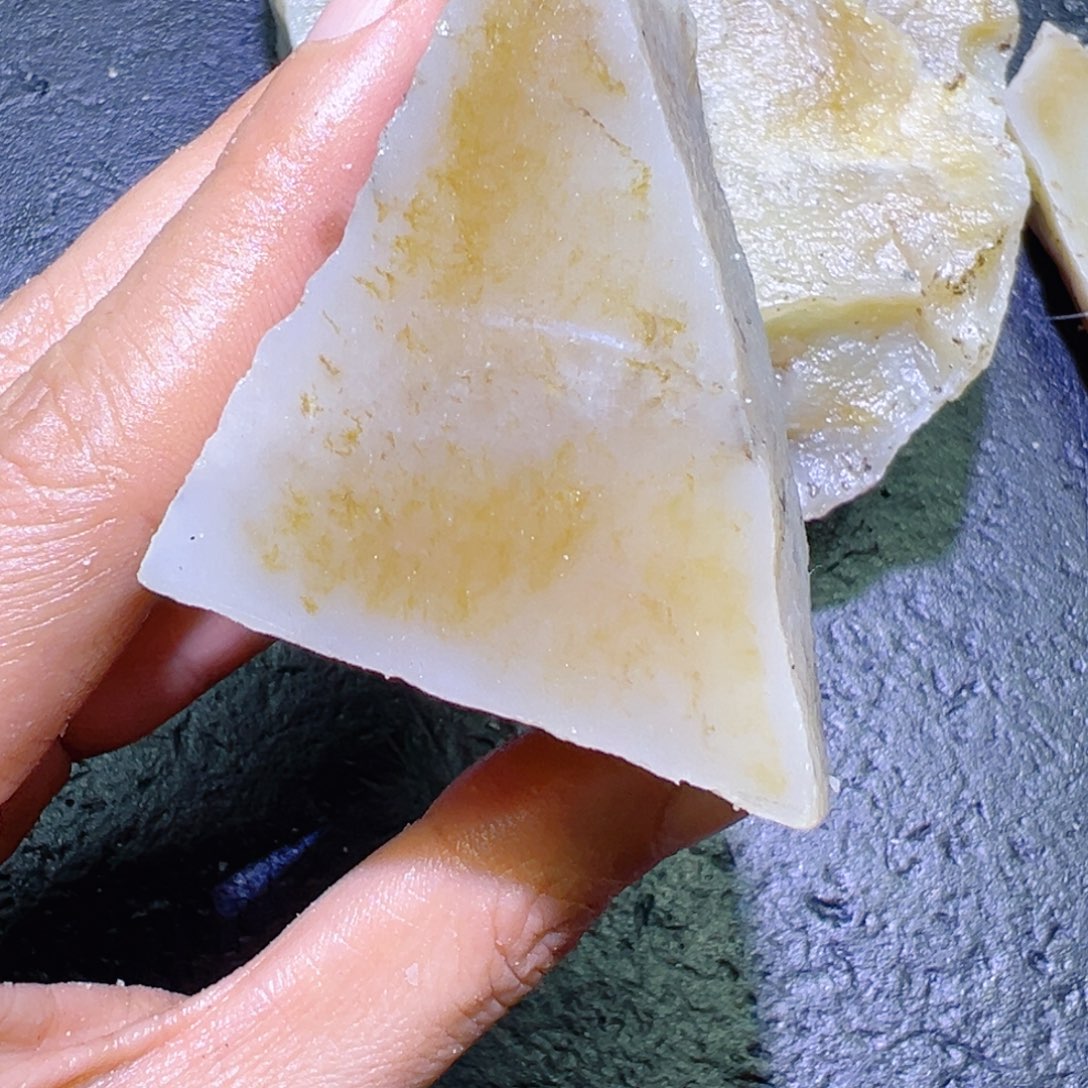 和田玉未镶嵌珠宝半成品