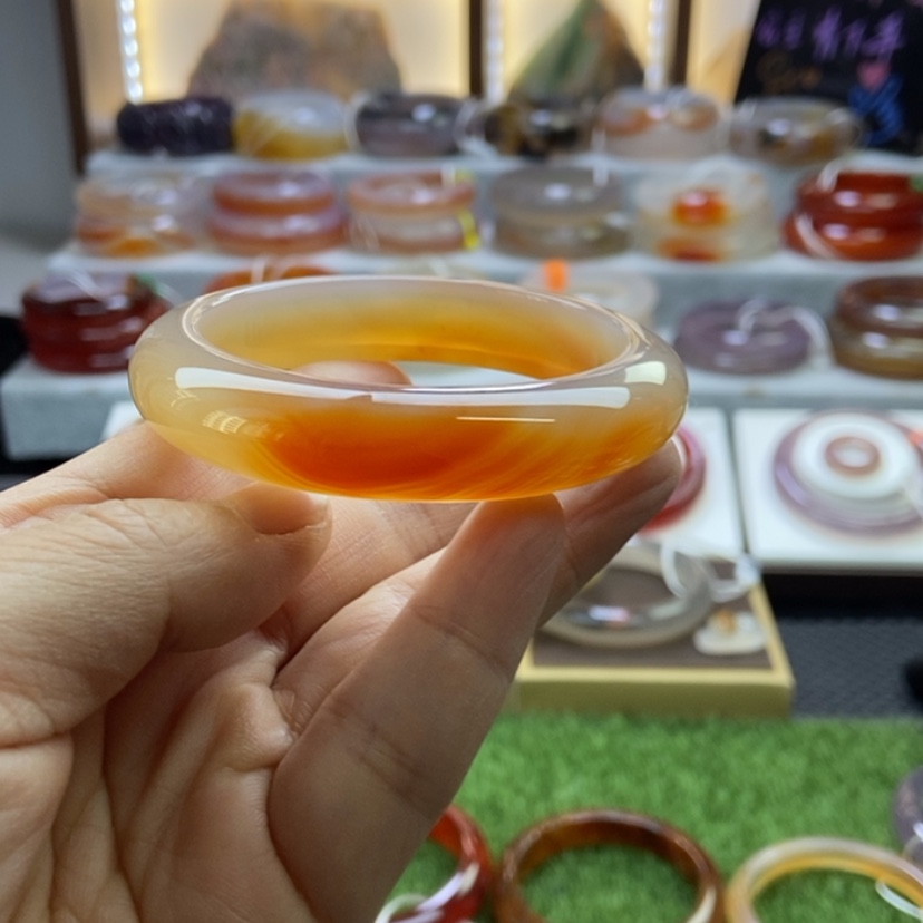 【闪购商品】手镯玛瑙/玉髓未镶嵌@****g