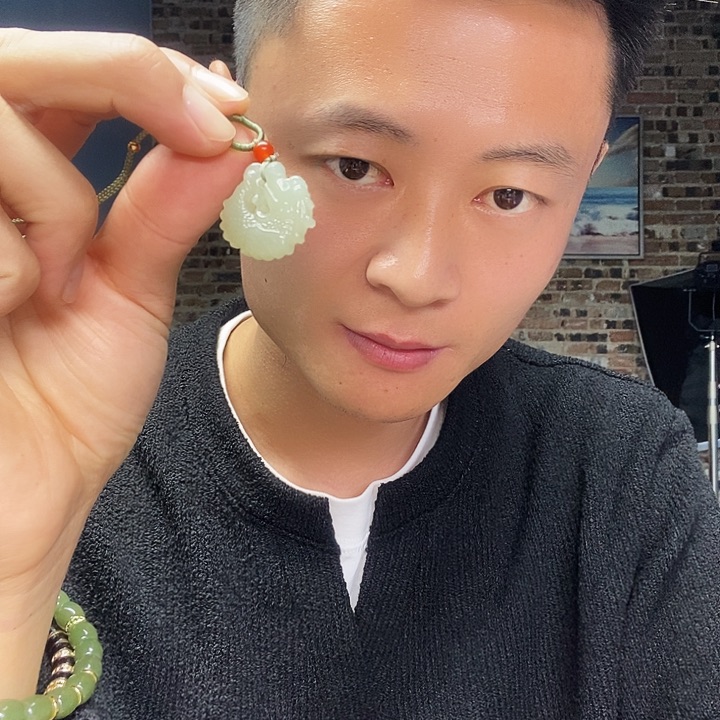 颈饰未镶嵌和田玉