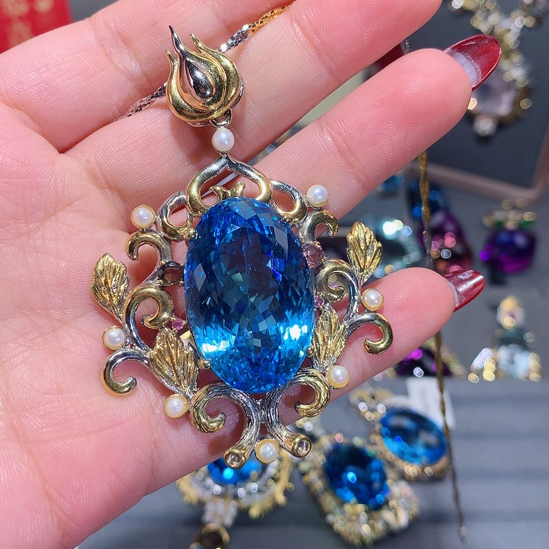 托帕石颈饰银S925镶嵌吊坠