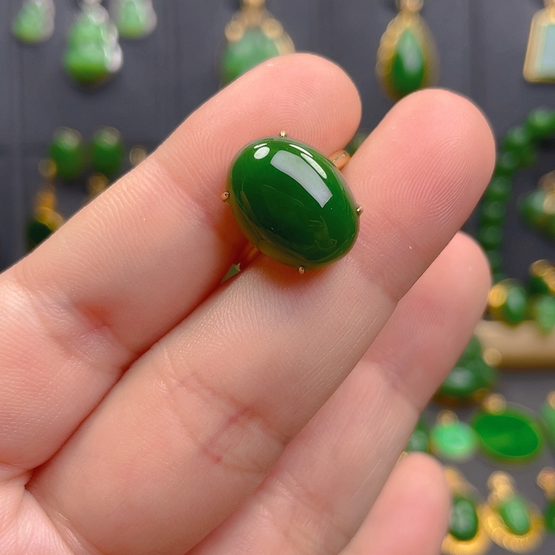 和田玉（碧玉）18K金镶嵌戒指1680