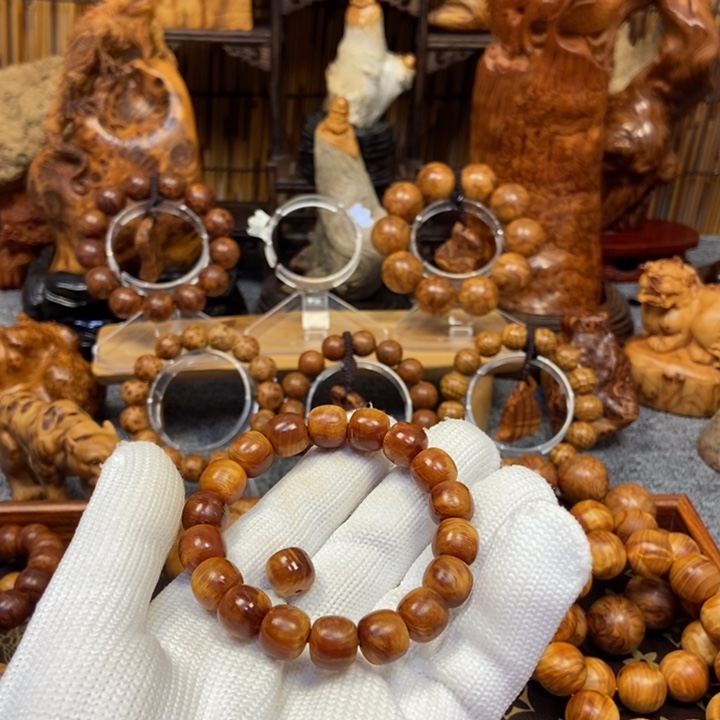 柏木༄**** 太行崖柏1.1 1.2老型陈化水晶玉石料