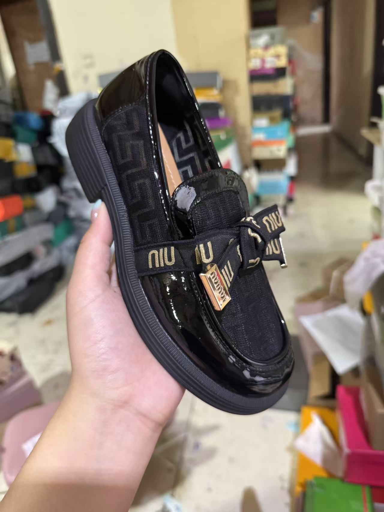 黑色    夏季网纱新款透气乐福鞋97637048