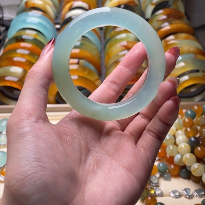 蛇纹石玉手镯未镶嵌52.2