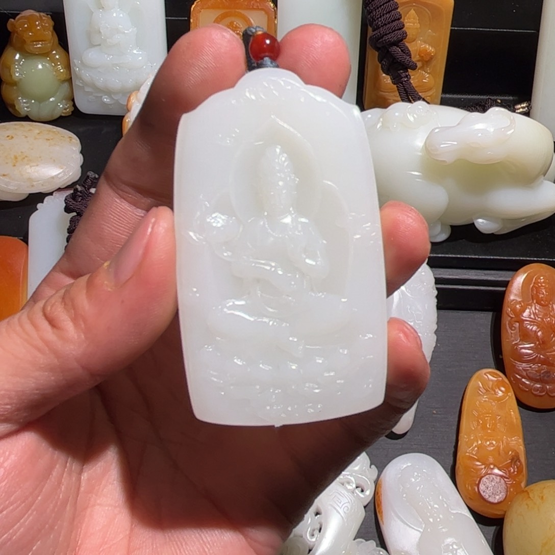 和田玉挂件未镶嵌