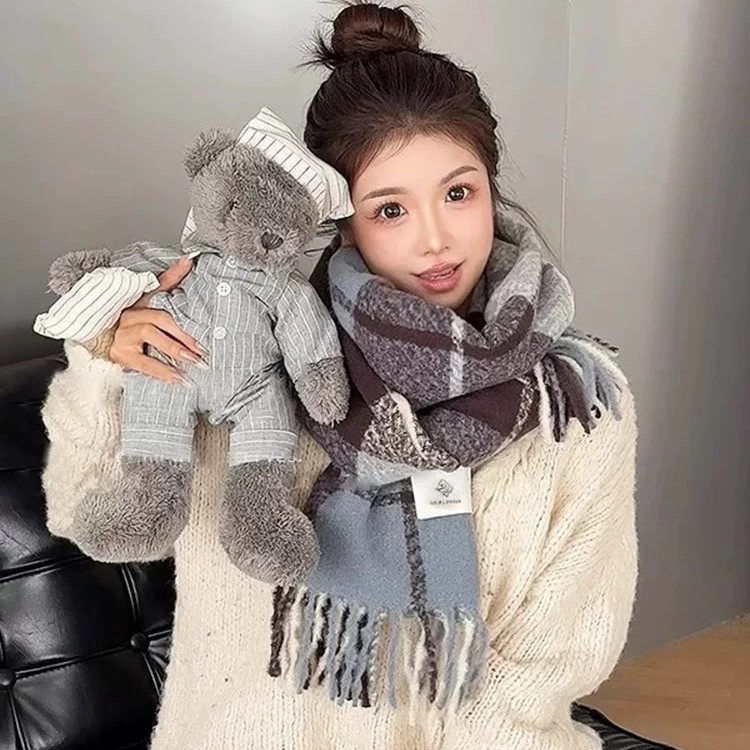 秋冬韩系长款流苏格子围巾女高级感百搭保暖韩版披肩加厚围脖秋冬