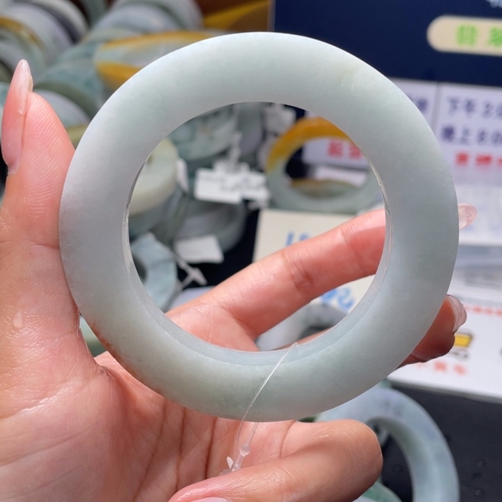 【闪购商品】未镶嵌翡翠手镯定制翡翠