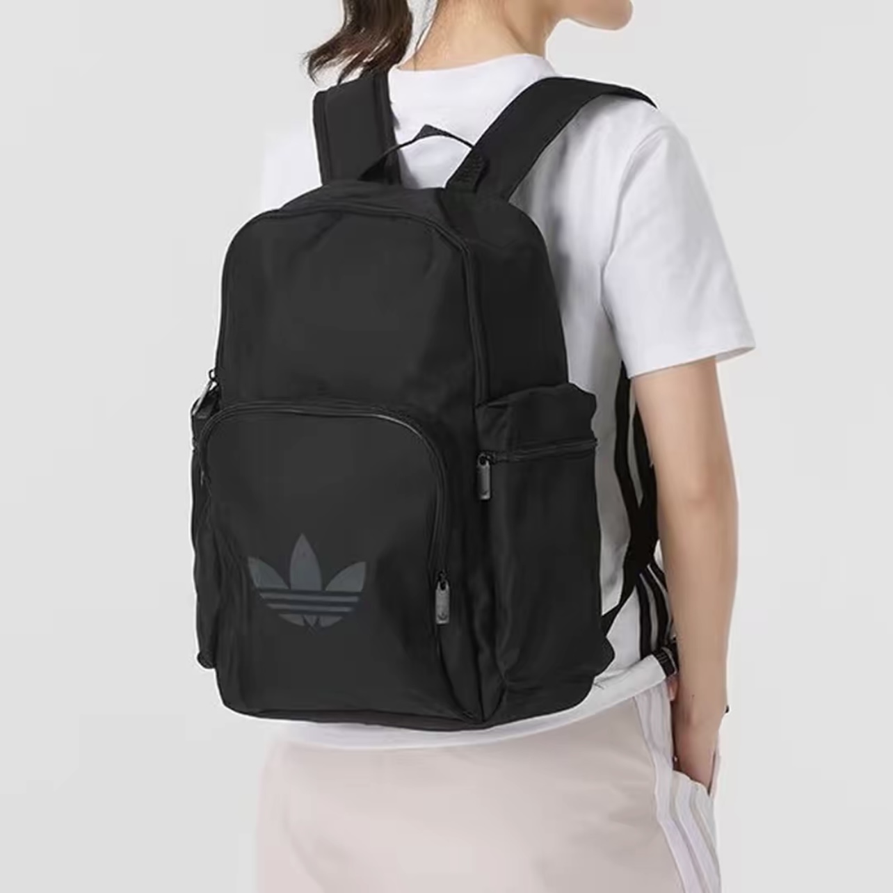 adidas 阿迪达斯 三叶草 ADICOLOR拉链开合双肩包男女JD5522