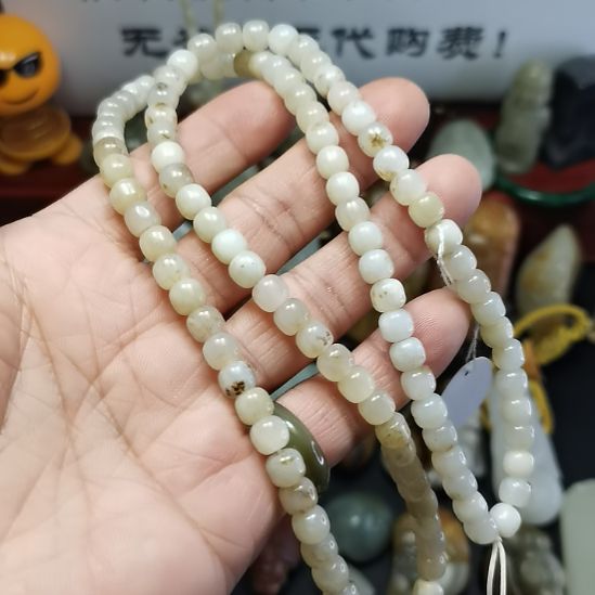 和田玉（糖玉）未镶嵌颈饰07老型珠链