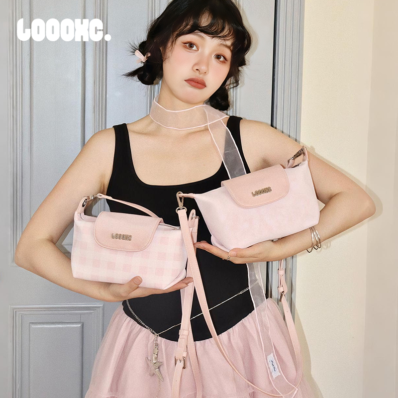 路小船「奶方盒子」饺子包春夏小众撞色时尚单肩斜挎包女2025新款