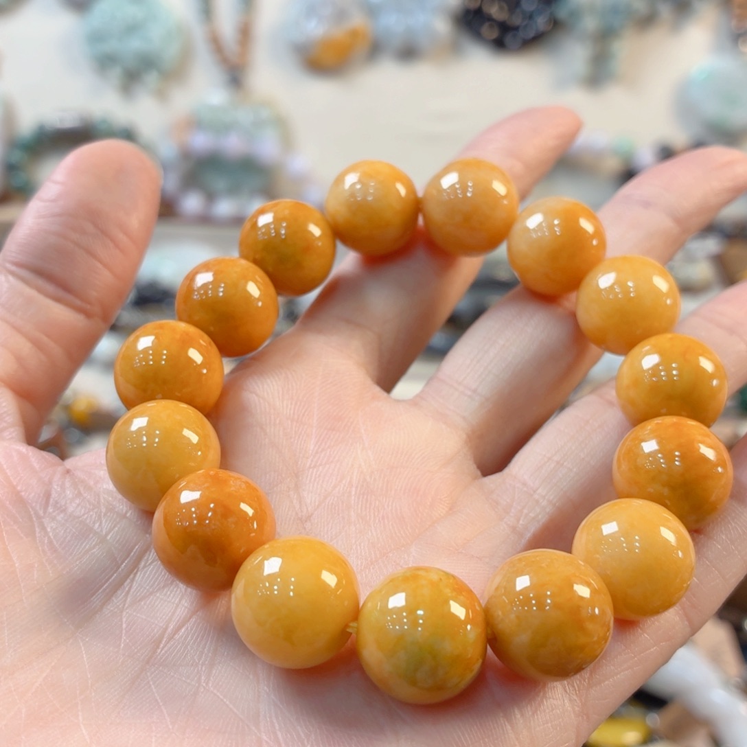 欣***o翡翠未镶嵌颈饰手串