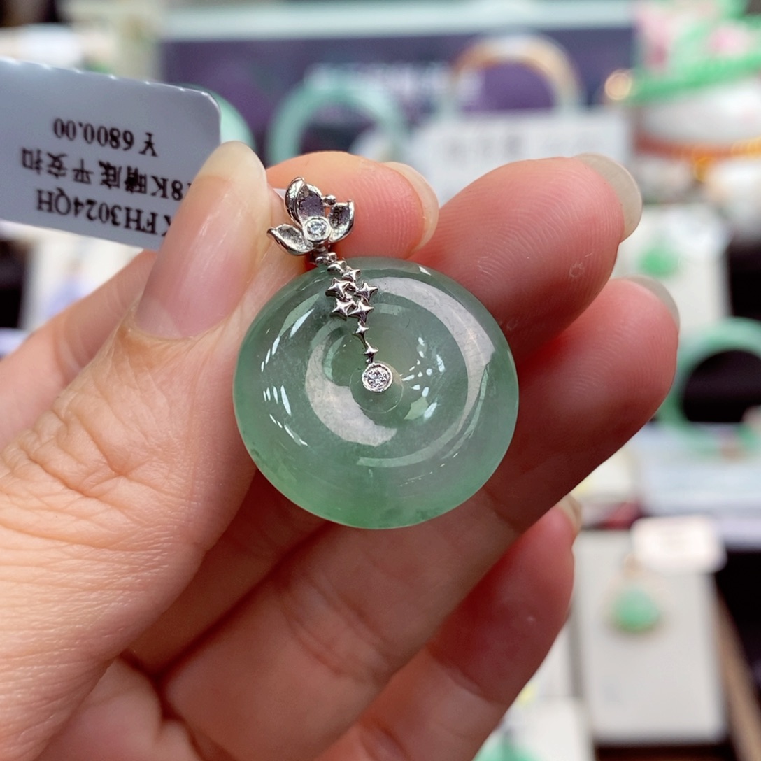 翡翠颈饰18K金镶嵌平安kou