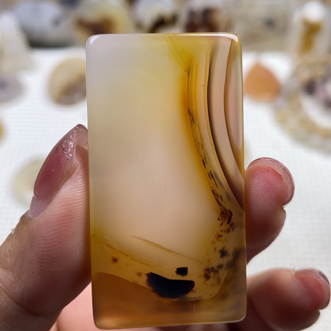 玛瑙/玉髓未镶嵌颈饰