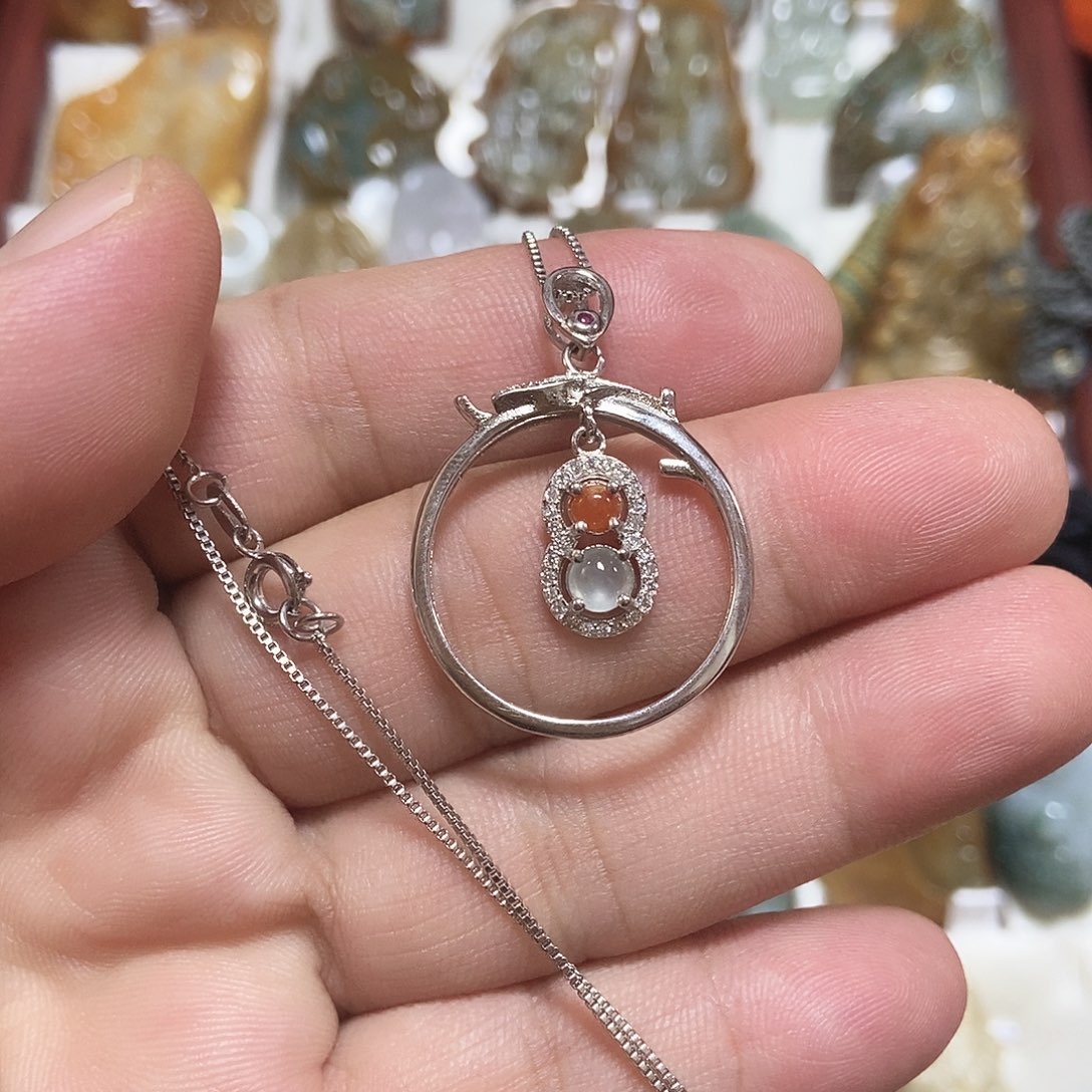 翡翠未镶嵌挂件翡翠挂件