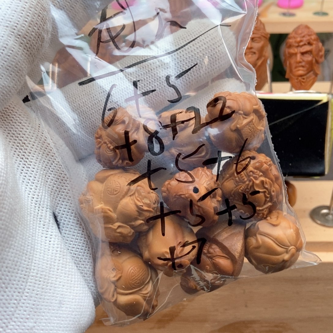 【闪购商品】吊坠橄榄核龍*橄榄核龙