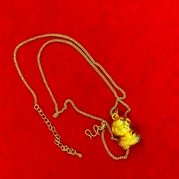 铜合金吊坠 生肖蛇盘蛇金色本命年吊坠女士项链
