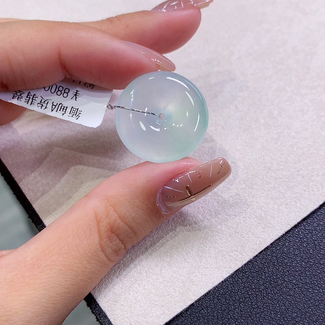 翡翠未镶嵌吊坠(不含链)21.6-5.6