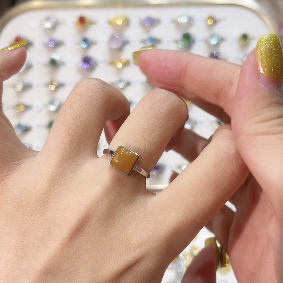 蛇纹石玉戒指银S925镶嵌