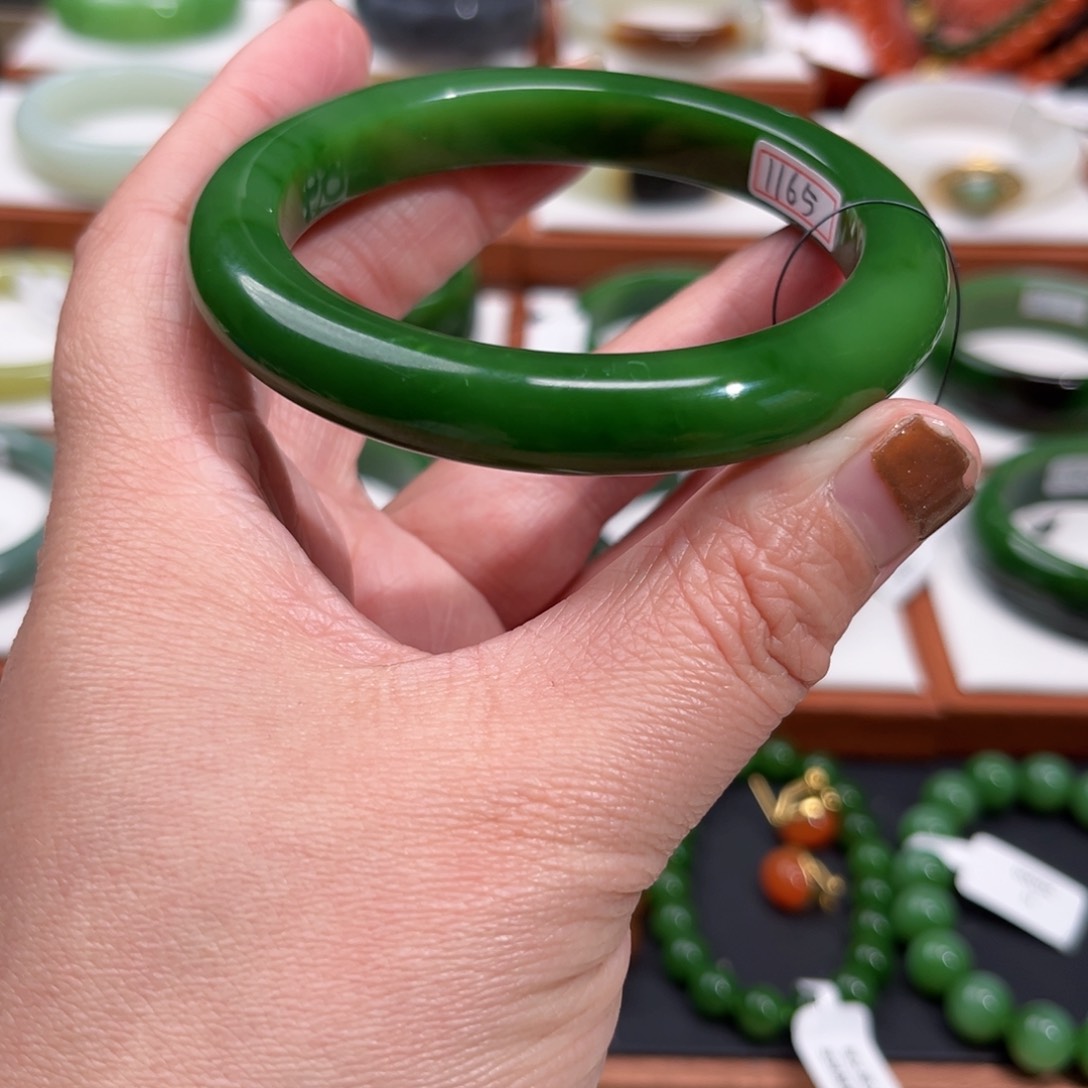 和田玉（碧玉）手镯未镶嵌