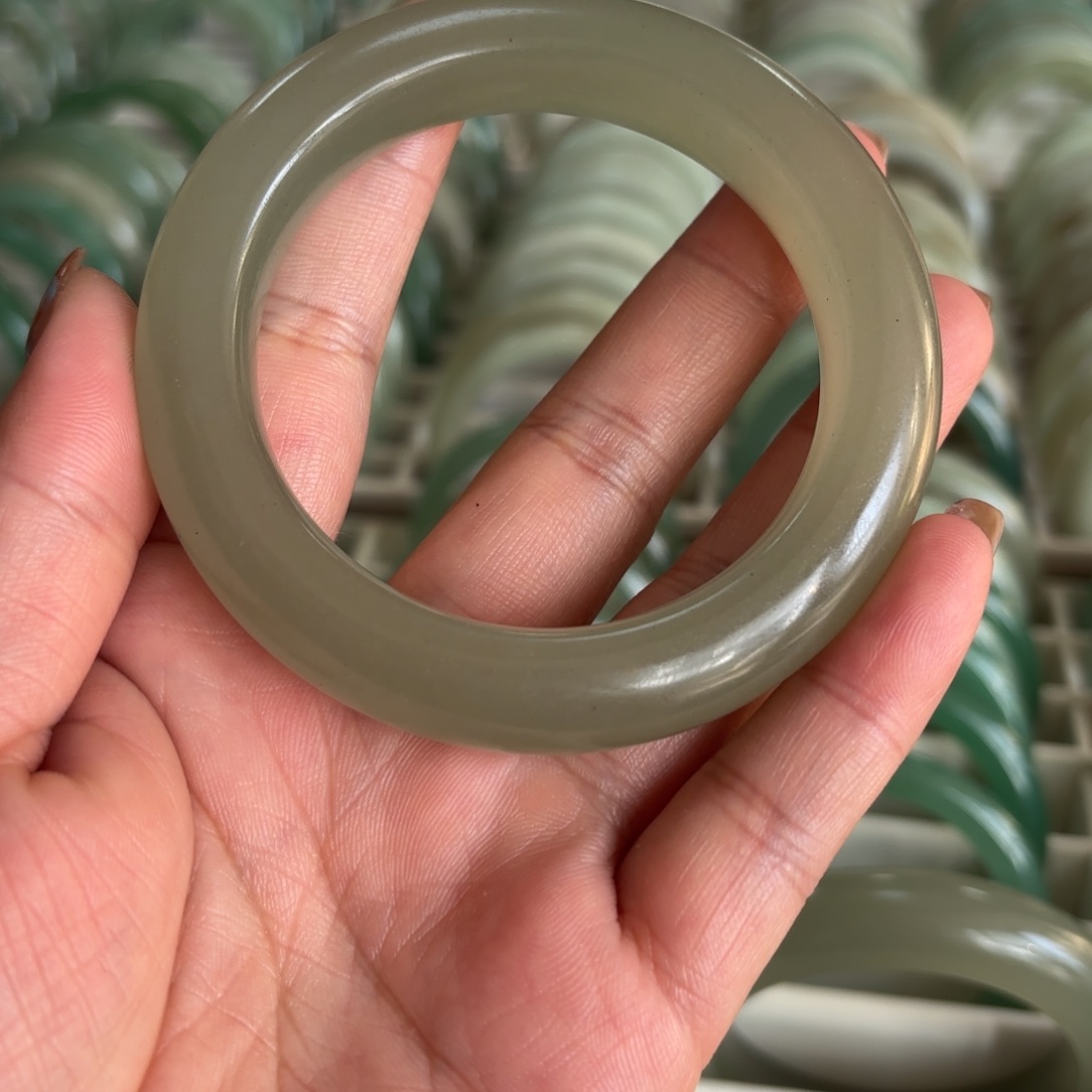 未镶嵌手镯东陵石张**富