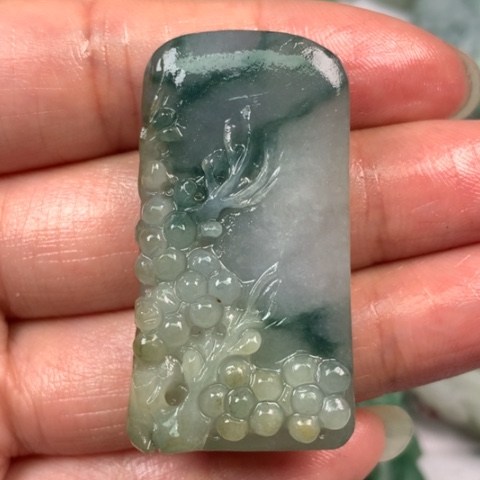 定制翡翠未镶嵌翡翠
