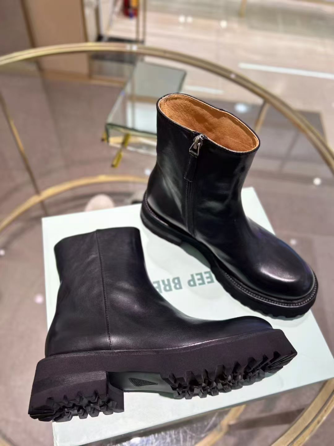 深呼吸女鞋简约侧拉链水洗牛皮短靴质感中性靴AX15251