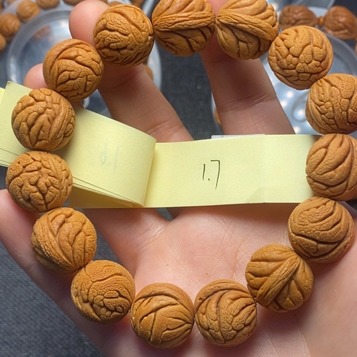 吊坠桃核秦岭山野生桃核