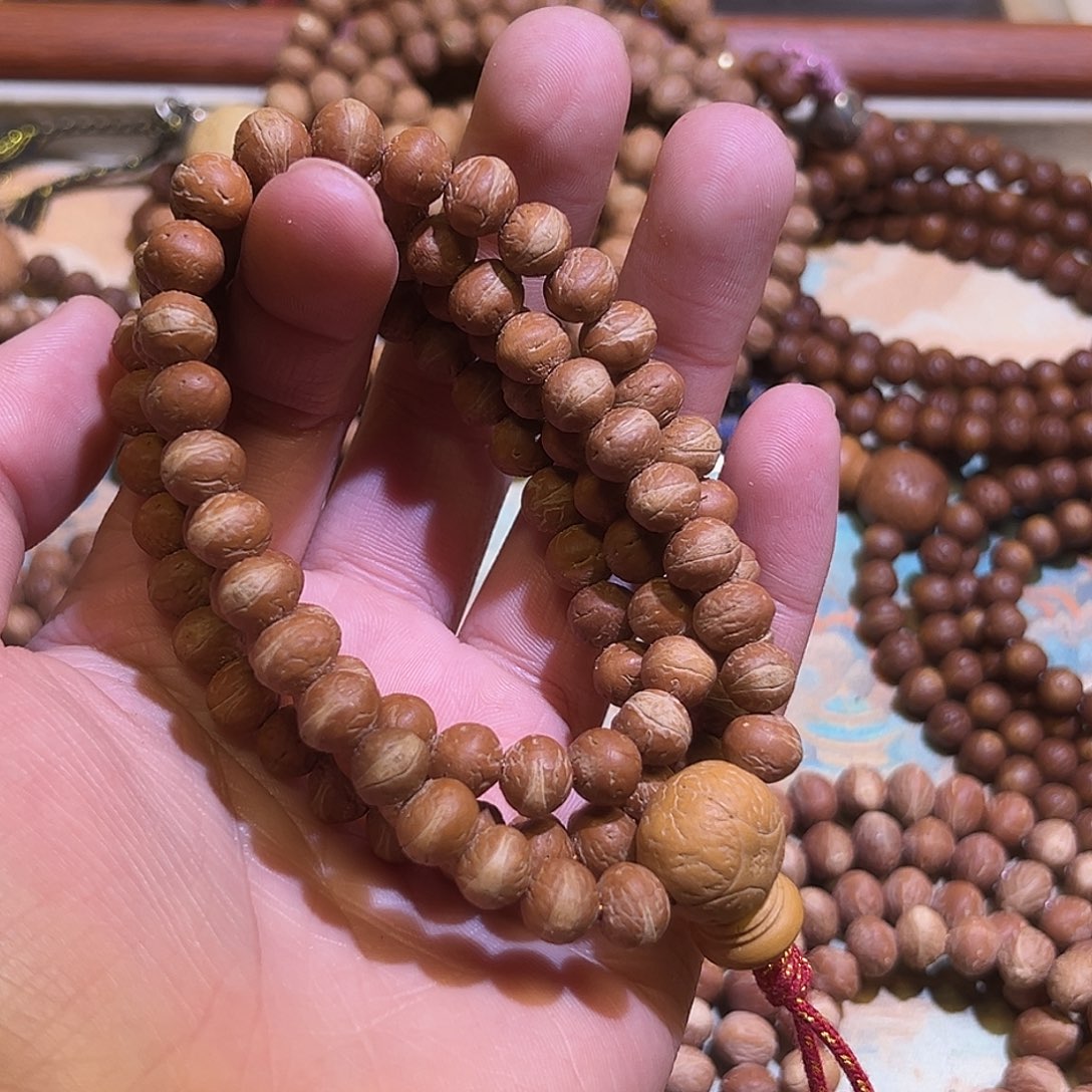 老****大叶紫檀（黑酸枝木类）