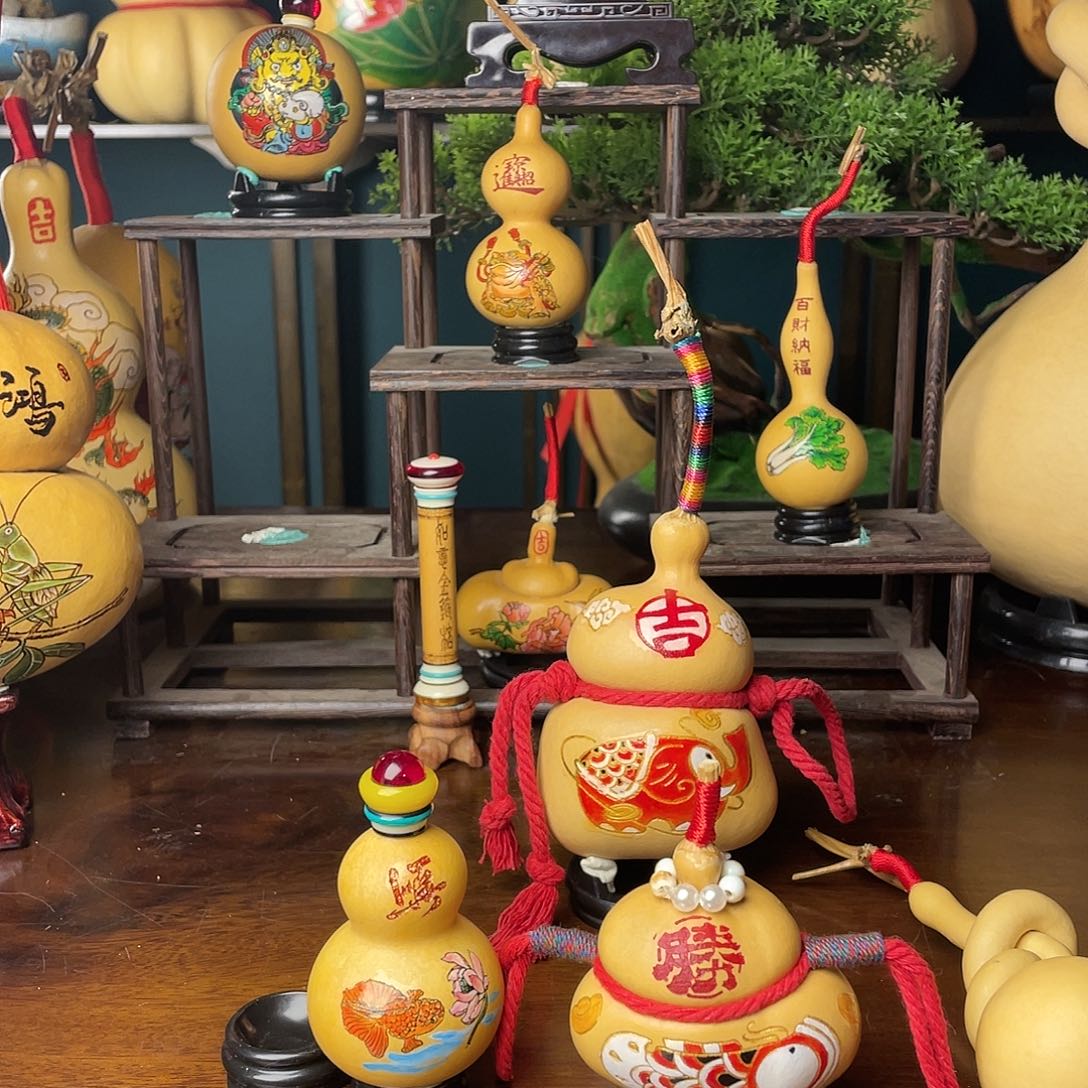 弎****子852583385258582825