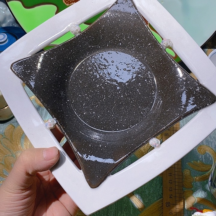 瓷片新年快乐，万事如意