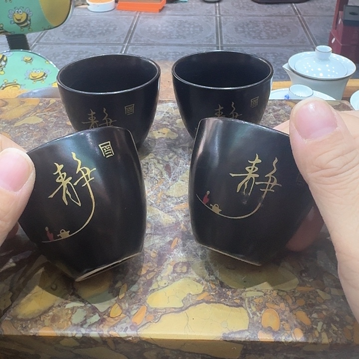 品茗杯四个一组。。。品茗