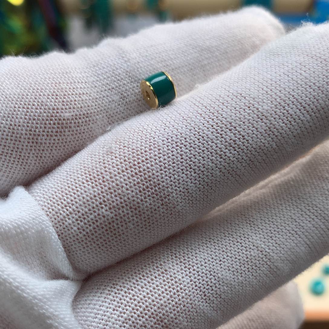 绿松石配饰18K金镶嵌