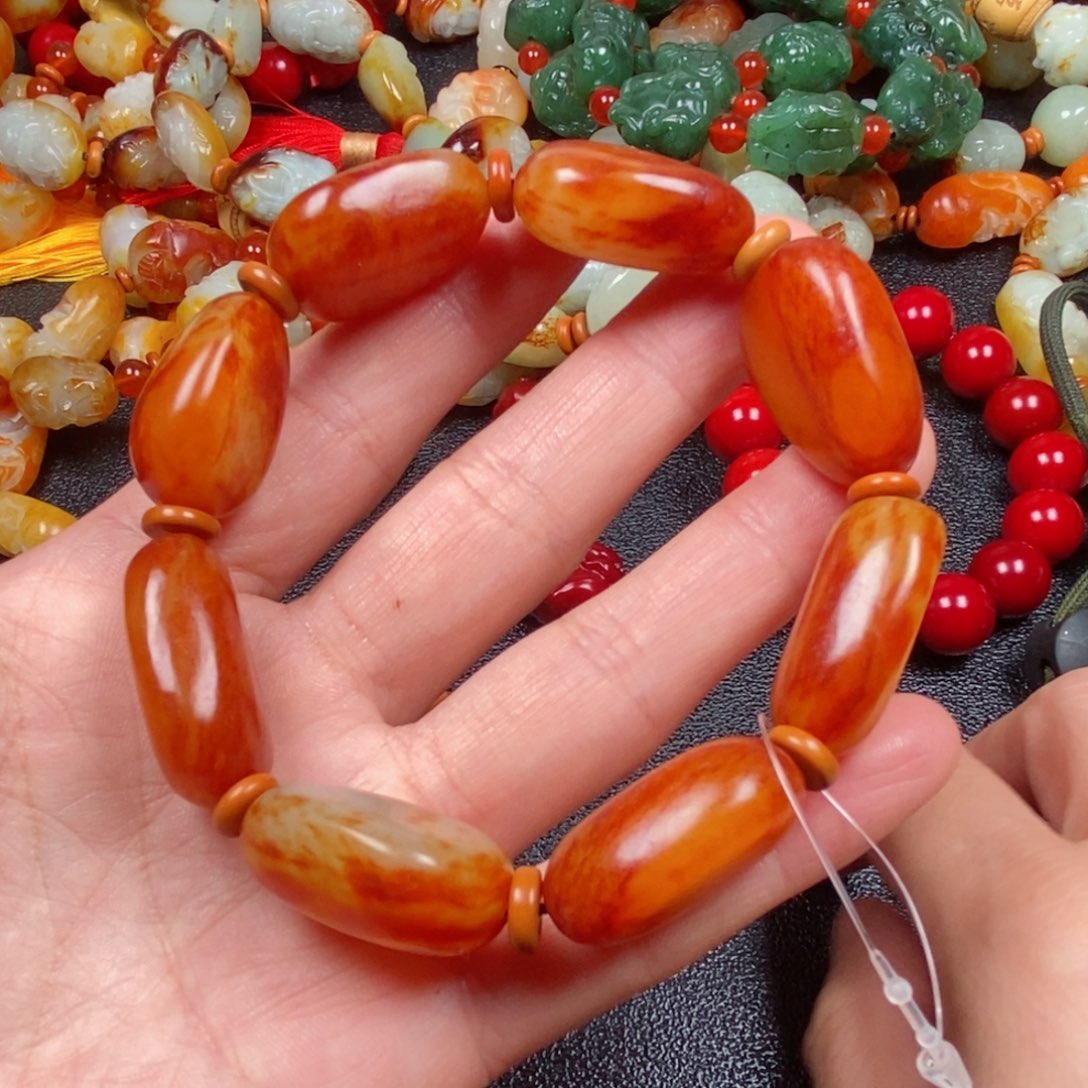 和田玉颈饰未镶嵌宝**彬