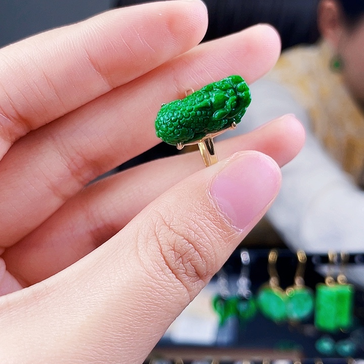 翡翠银S925镶嵌戒指饰品