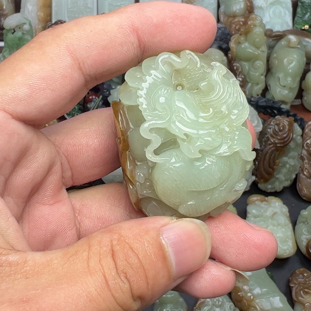 和田玉未镶嵌挂件