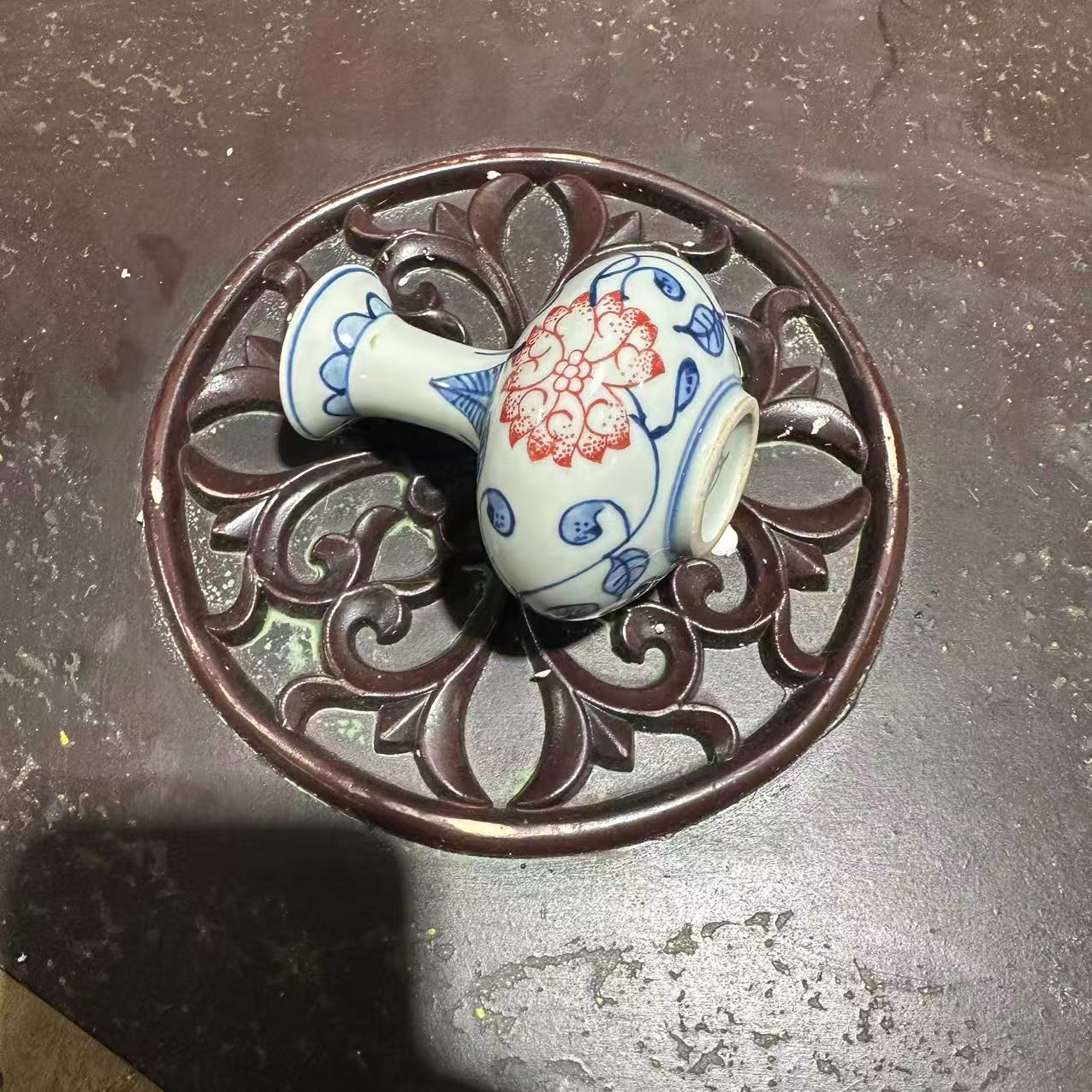 E562/YY  青花釉里红/赏瓶