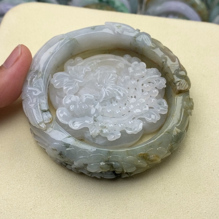 翡翠未镶嵌手镯58.8圈
