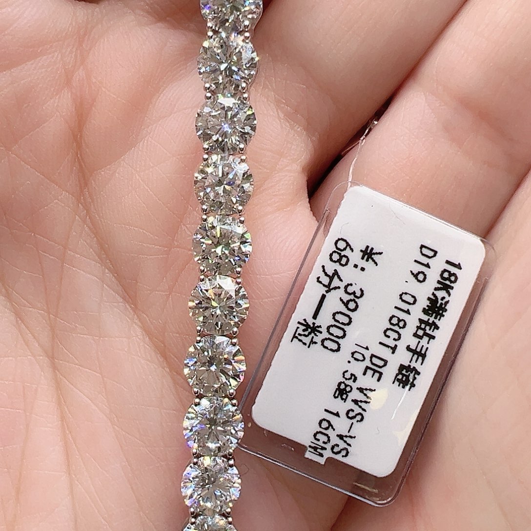 实验室培育钻石套链18K金镶嵌单颗68分，网球款手链