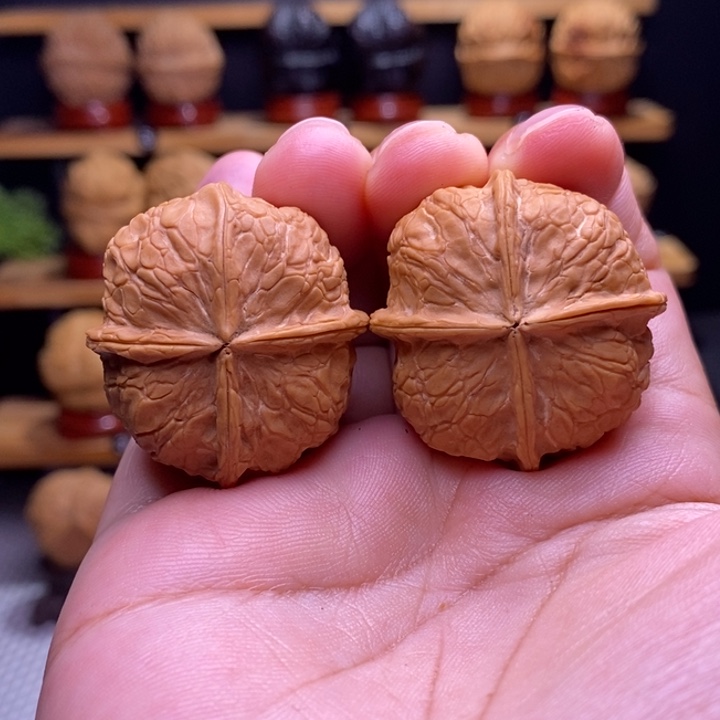 木质类云铁柿饼子四棱7号