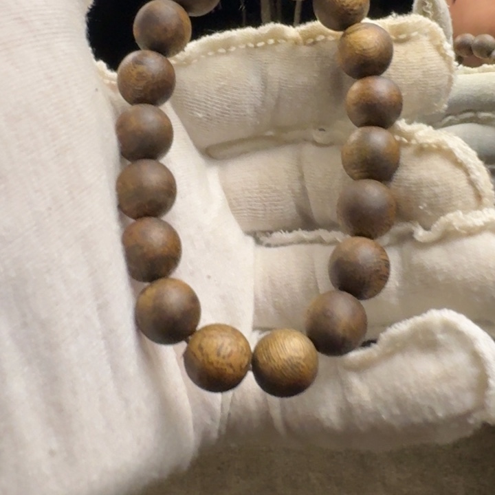 舍***得沉香沉香碎屑卡12单圈13克