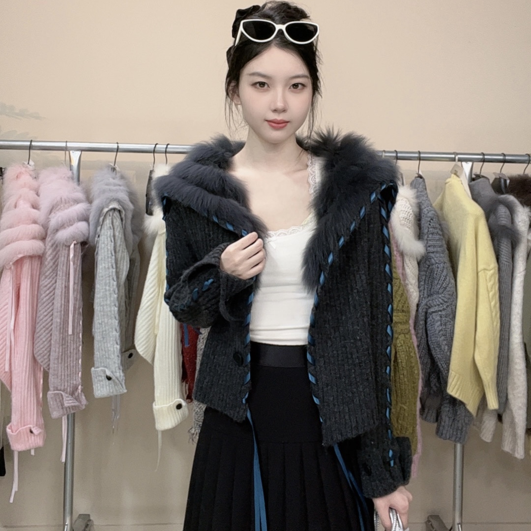 狐狸毛短款披肩针织气质轻奢设计师款时尚秋冬小个子外套女年轻款