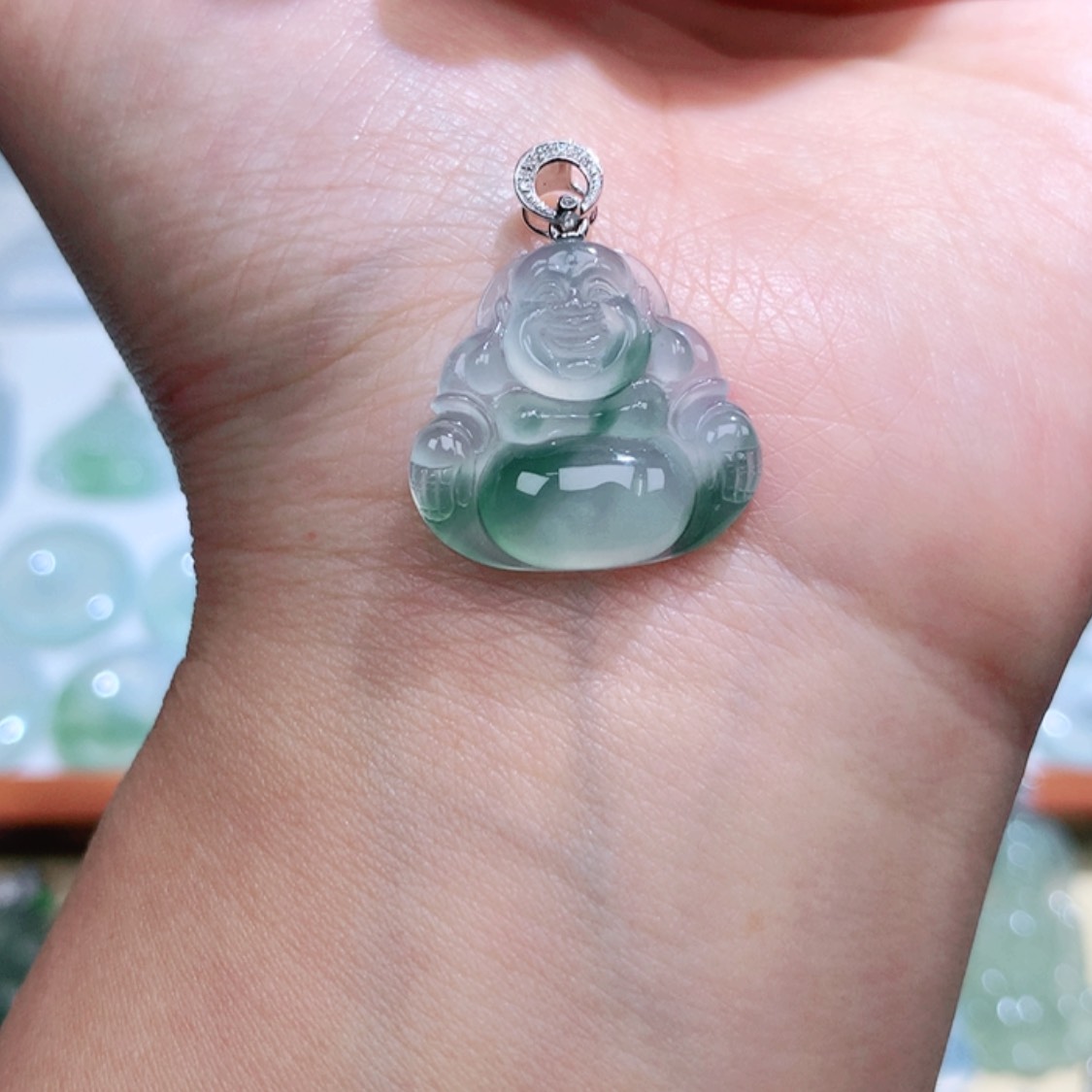 【闪购商品】翡翠颈饰18K金镶嵌佛公